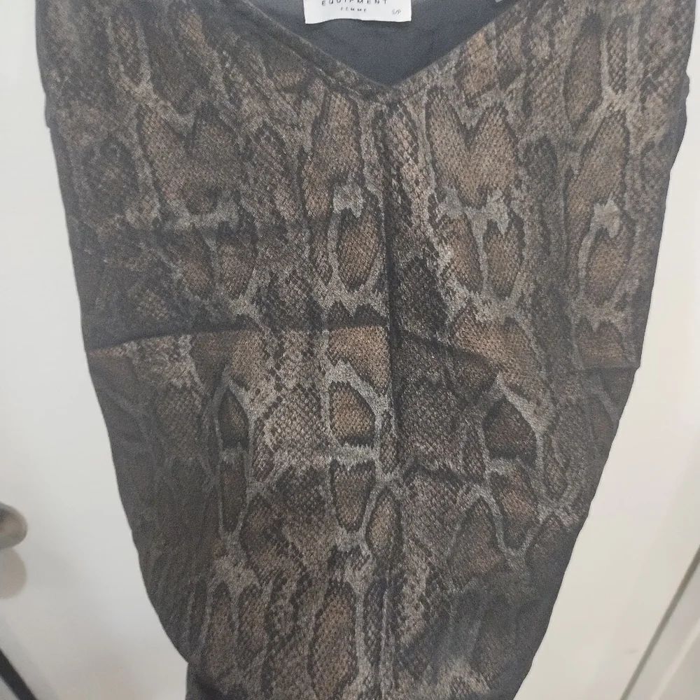 EQUIPMENT FEMME Snake Cami Tank Top Silk - Picture 7 of 8
